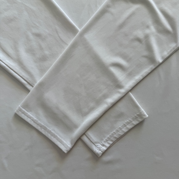 Patagonia Capilene Cool Daily Longsleeve Top in White (Size M) - Picture 5 of 8